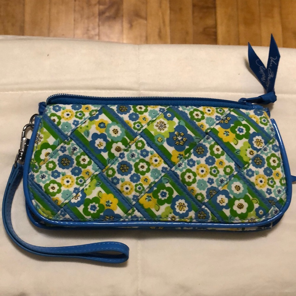 Vera Bradley tri fold wristlet